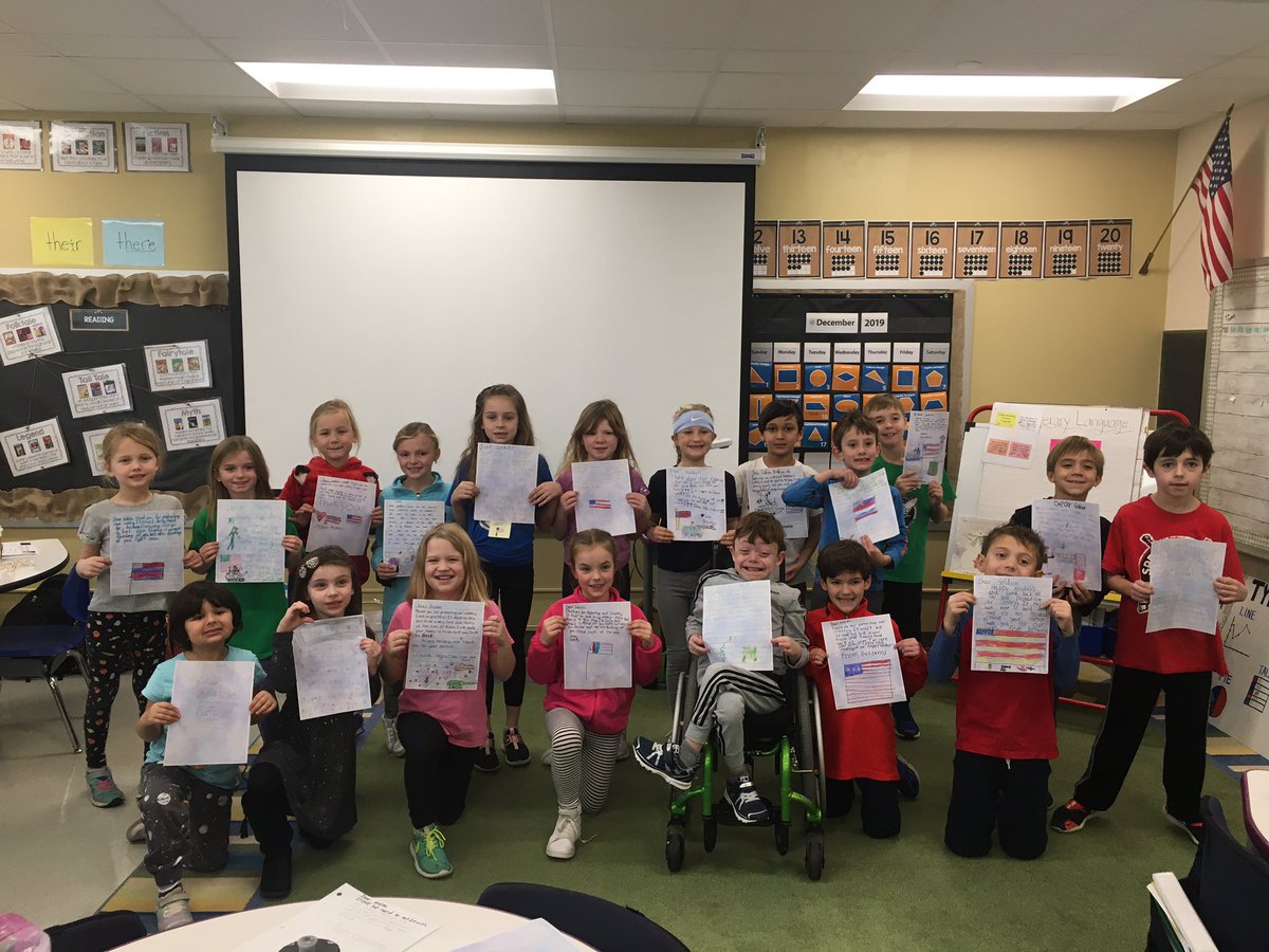 2nd graders enjoyed writing holiday letters to men and women in our Armed Forces!! Grateful for their service! #sheridanshines #findingjoy67