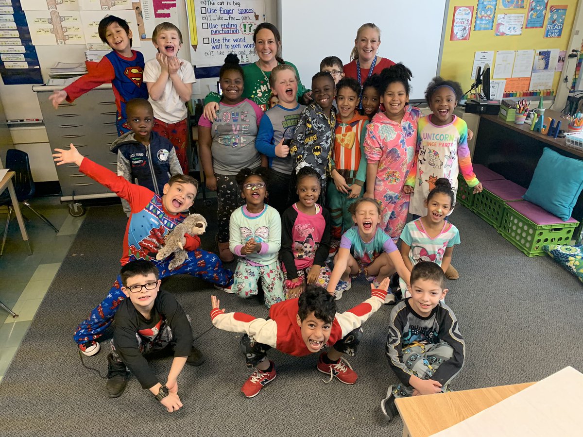 PicconeDanielle's tweet image. Happy Holidays from our second grade class! @WestRidgeGreece