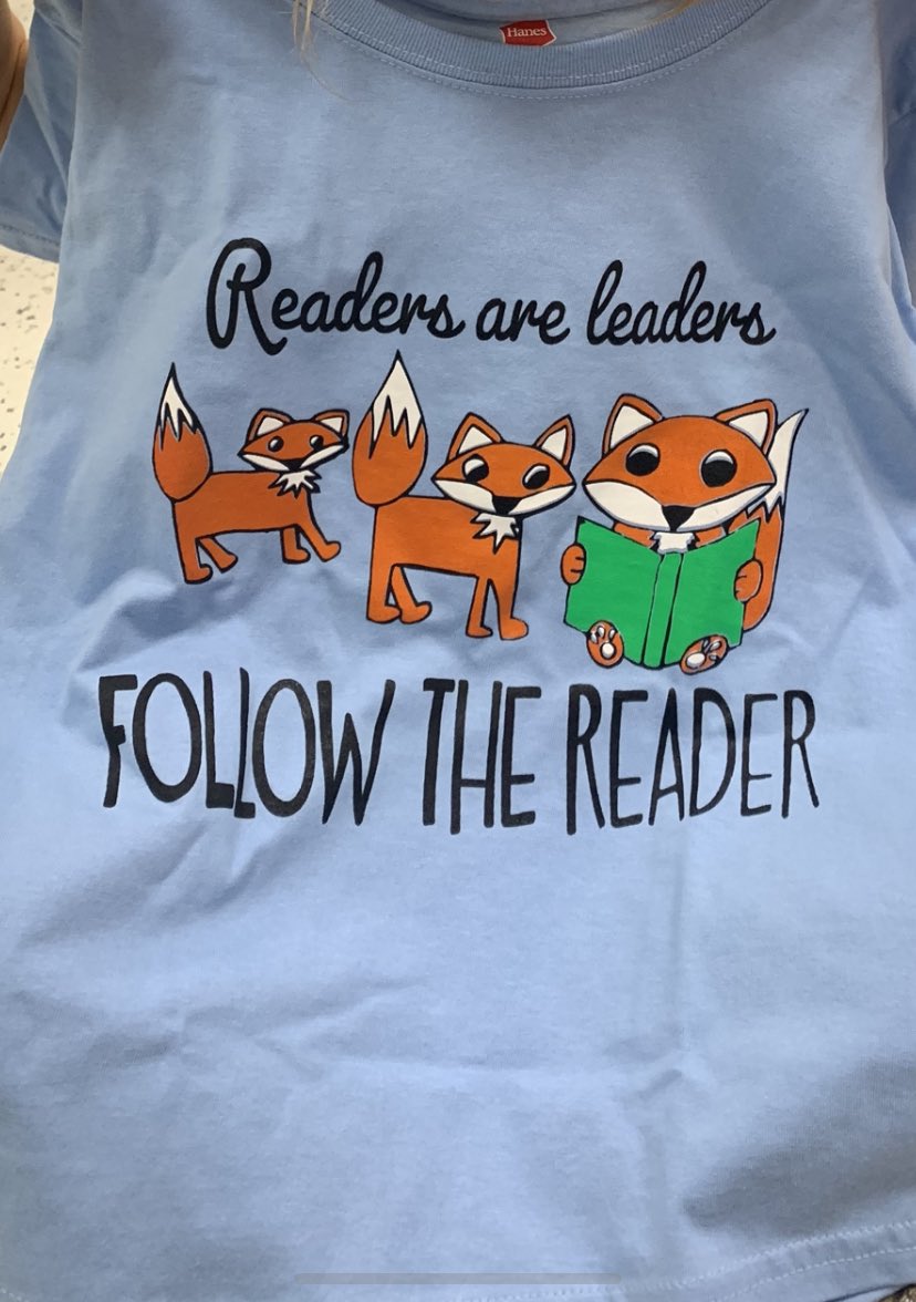 ChristyTrevett's tweet photo. Our reading intervention team was blessed to be able to gift each of our readers a new t-shirt! Readers are leaders! Follow the reader! #pridein5 @fox_cubs https://t.co/uuD972BVcu