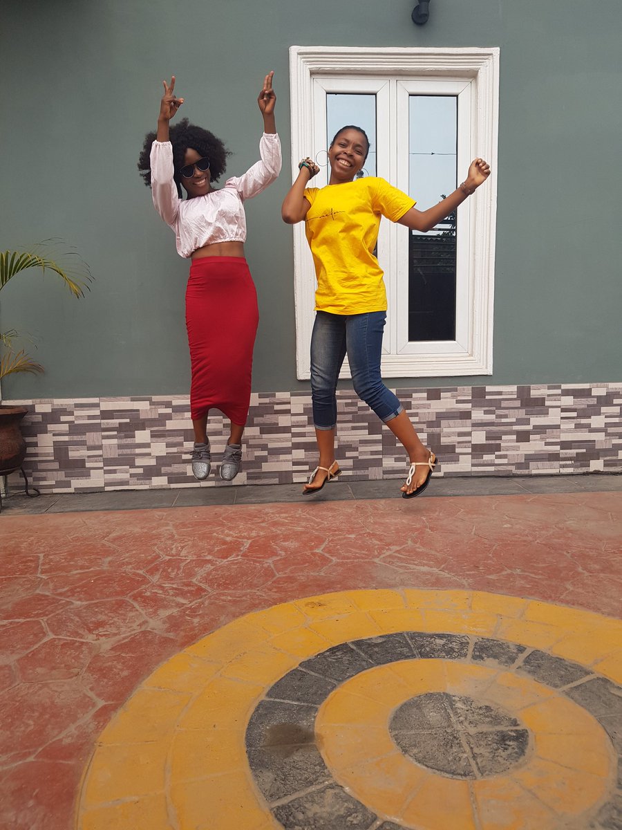 DigiSplash's tweet photo. We ended 2019 with a bang π
We had so much fun disrupting the digital space this year.
Today was our last day at the office and we couldn't help but celebrate π
#ThinkLikeAShark #TheSharks #FridaywiththeSharks #DigitalSharks
#Digisplash #DigitalAgency https://t.co/54XepivuN9