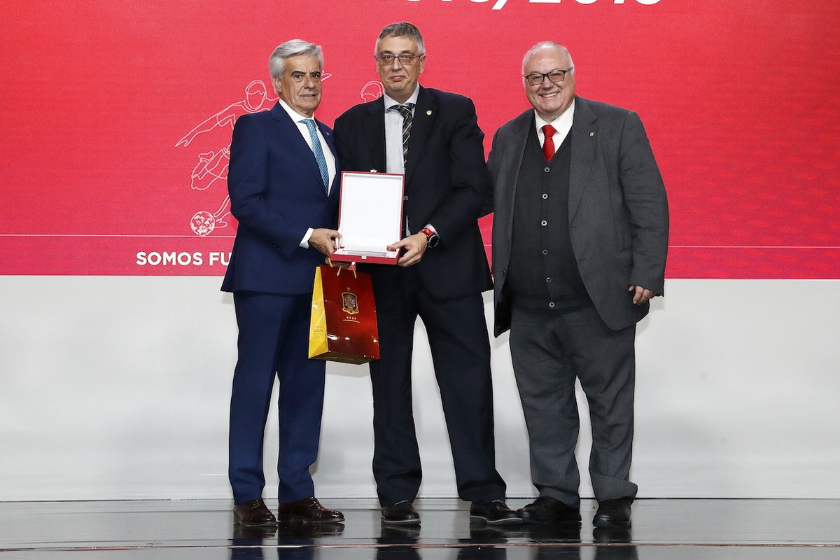 FSWeb ® tweet media