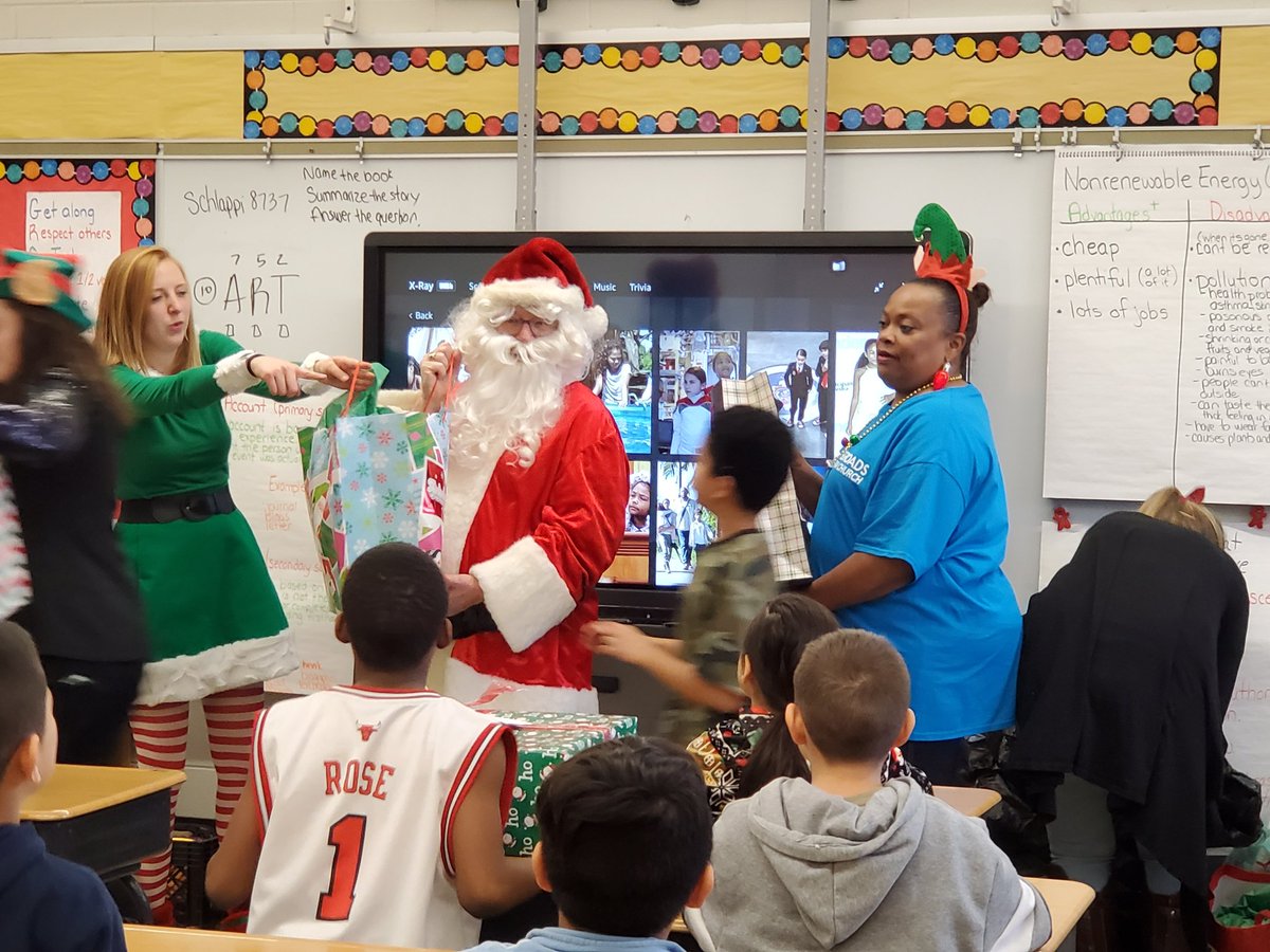 Sarah Schlappi tweet media