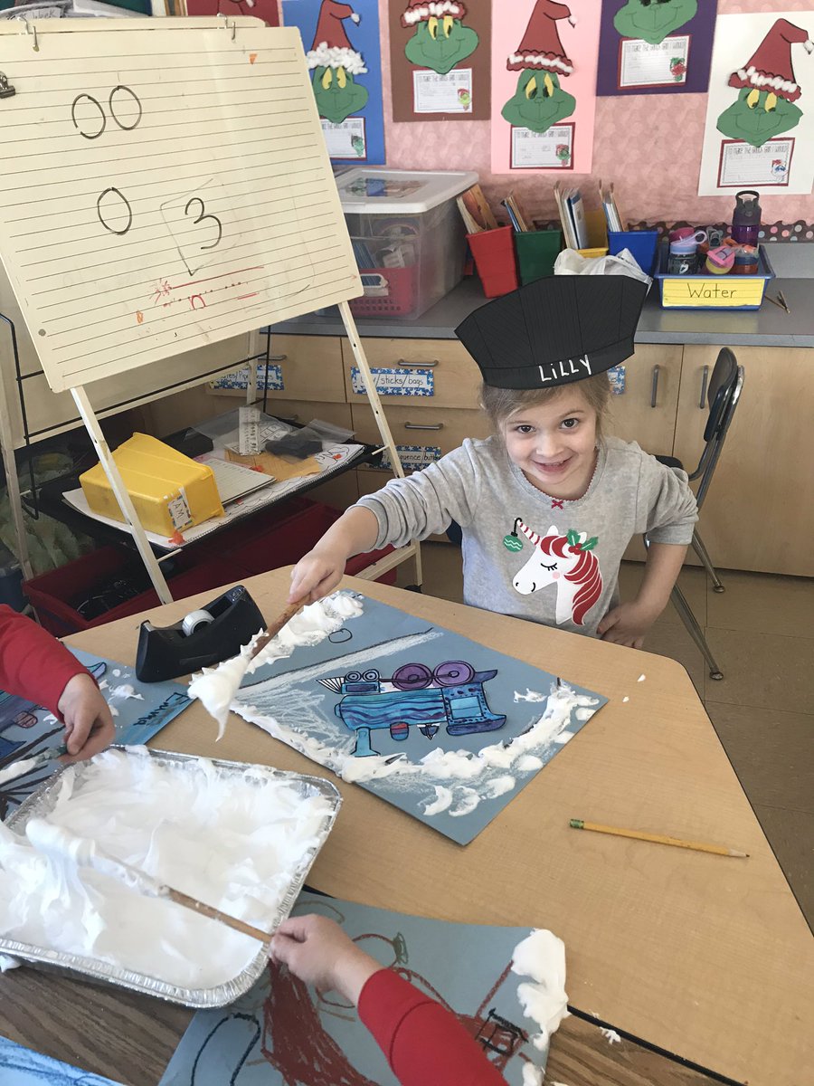 It’s Polar Express Day! Students used creativity to design a scene from the book and make an edible train! @KESPrincipal6Cs