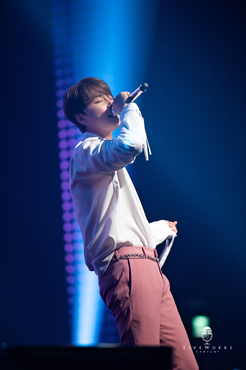 2019 SHIN HYE SUNG CONCERT "Setlist"
@ 경희대학교 평화의전당

따뜻한 감성 보컬리스트 #신혜성 의 라이브 스테이지는 지금 바로 V LIVE+에서 만나보실 수 있습니다.
vlive.tv/product/ds00u0…

* 콘서트 현장 사진은 페이스북에서 확인 가능합니다😊
facebook.com/46808974997523…