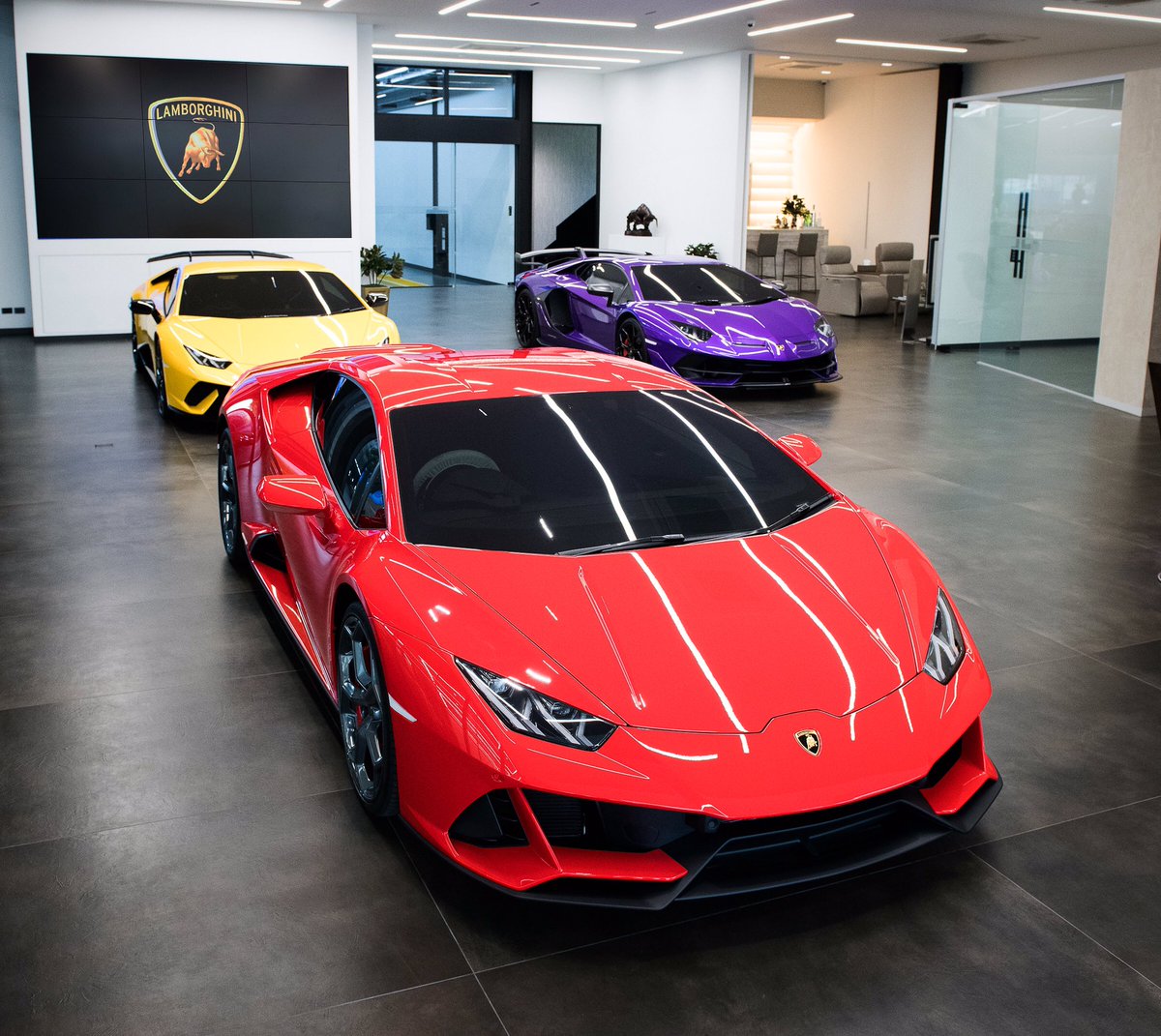 Lamborghini Renazzo Motor tweet media