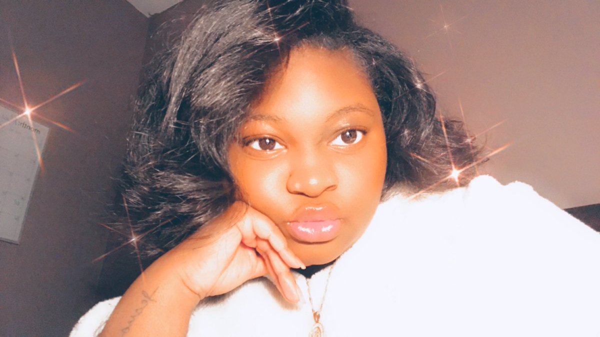 YoShorttyK9's tweet photo. It Amazes Me How Much My Skin Clears Up When I Come Home 🥰💕 https://t.co/v5bf5sbBou