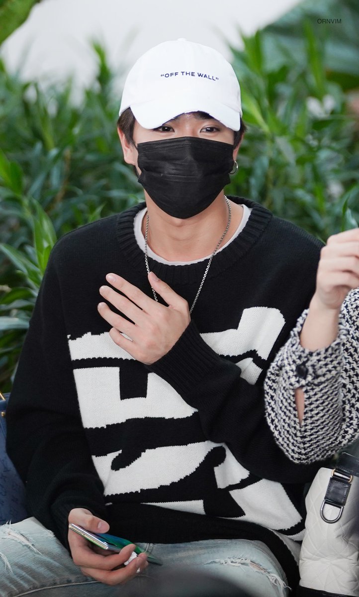 ornvim's tweet photo. ถึงละค้าบบบ ^^

#รอยยิ้มของชูครีม
#พวกของเจื๋อ
#PerthTanapon https://t.co/FQcl3skfsy