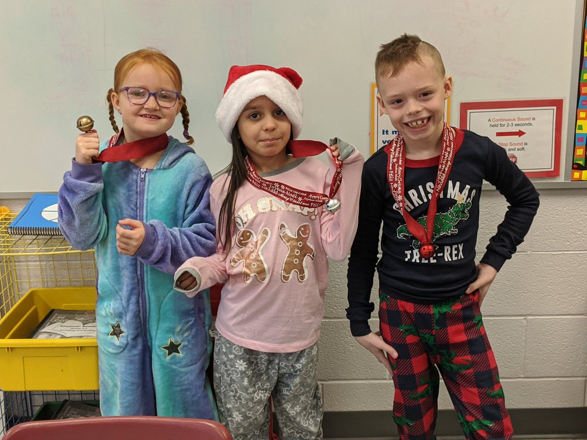 MrsHacheSTC's tweet photo. A great finish to our week with PJ day! Hope everyone has a wonderful Christmas with family and friends. https://t.co/Uuz1IPib9d