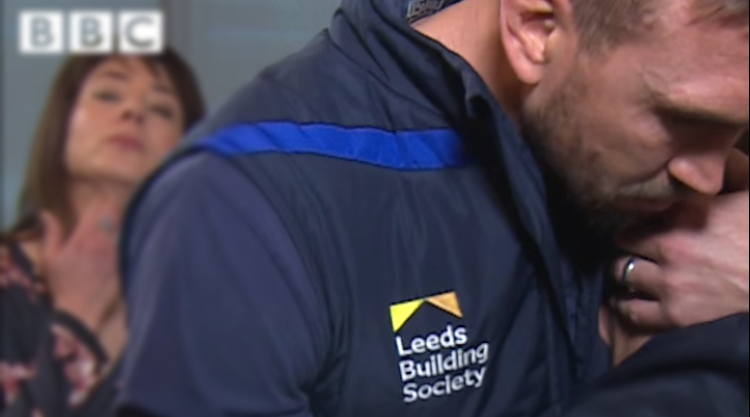 There every step of the way ❤️ 

Please lend your support to Rob Burrow if you can 👇 

bit.ly/2tqSIO7