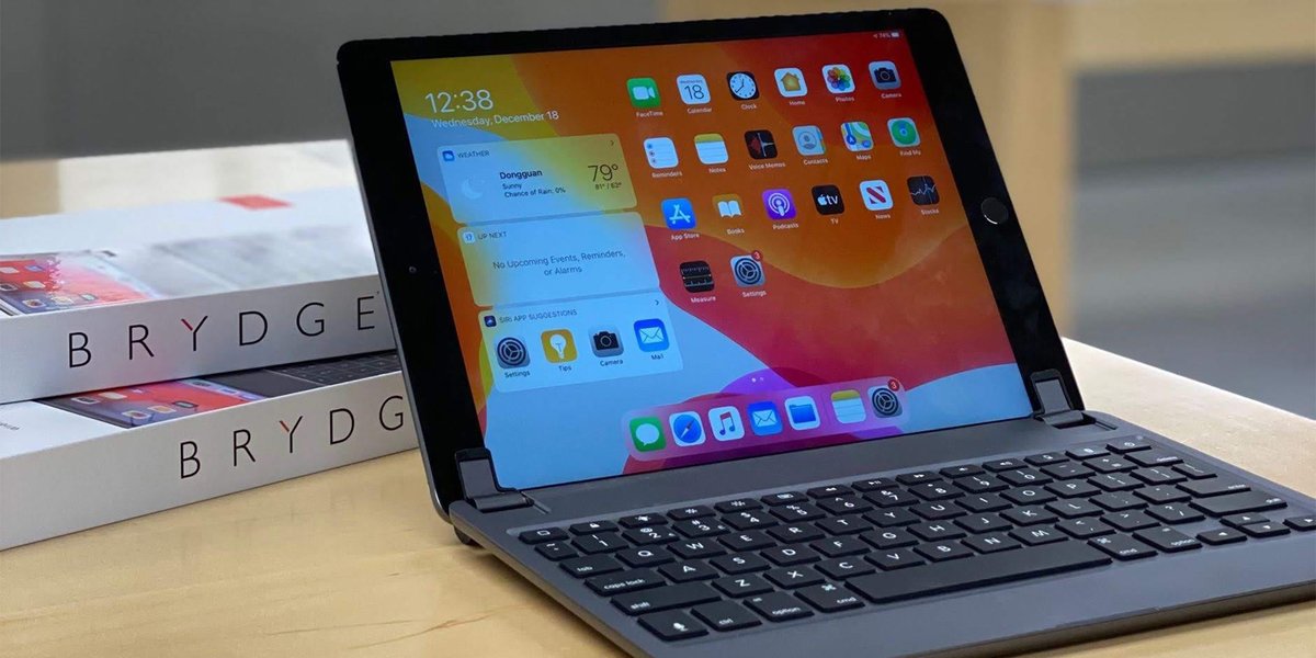 Last minute Christmas shopping? 
We've all been there. 
Give the gift of productivity with Brydge. 
Shop in-store at one of our retail locations: brydge.com/pages/store-lo…