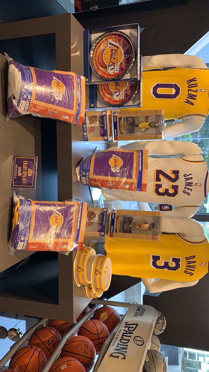 LakersTeamShop's tweet photo. Happy Holidays from the Lakers Team Shop, New Merch Come Check It Out #Lakers #LakerNation #LakeShow  @Lakers 🏀 https://t.co/vm9FTH1ZsL