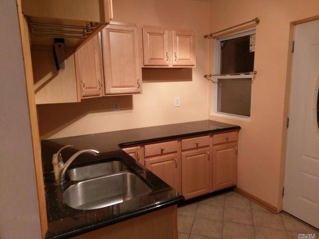 RubyBhallaRE's tweet photo. House For Sale in 177 Broadway, Valley Stream, NY
4 beds | 2 baths
For questions, message or call Ruby Bhalla  @ 347-220-2770

#NY #NewYork #houseforsaleinny #houseforsale #house #homes #homesinNY #newyorkrealestate #realestate #realestatenewyork #rubyshometeam #rubyshometeamny https://t.co/8dXArPJ7dq