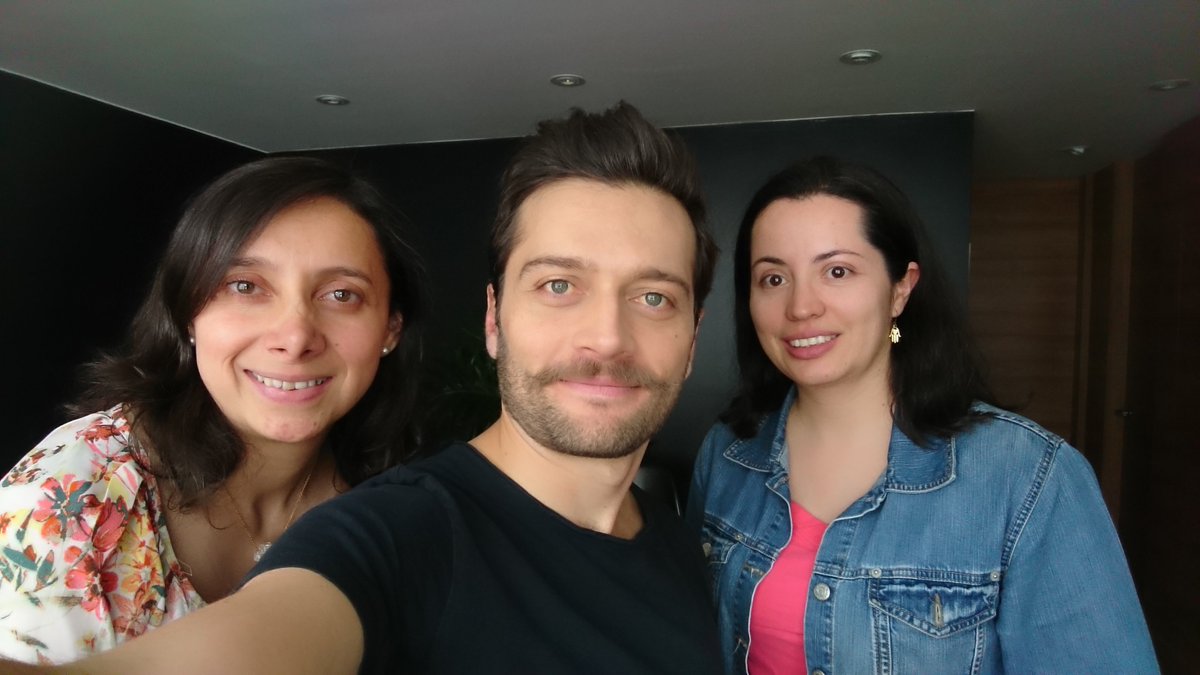 828audiovisual's tweet photo. Juan David, gracias por darnos la oportunidad de conocerte, por aceptar nuestra invitación y compartir tu camino de vida. Nos dejas hermosos mensajes y grandes enseñanzas. Que este sea el inicio de grandes cosas 🥰✨
#828audiovisual #enelcorazonde #mindhacker #kabbalah #bethinkdo https://t.co/4dTUiyCr5b