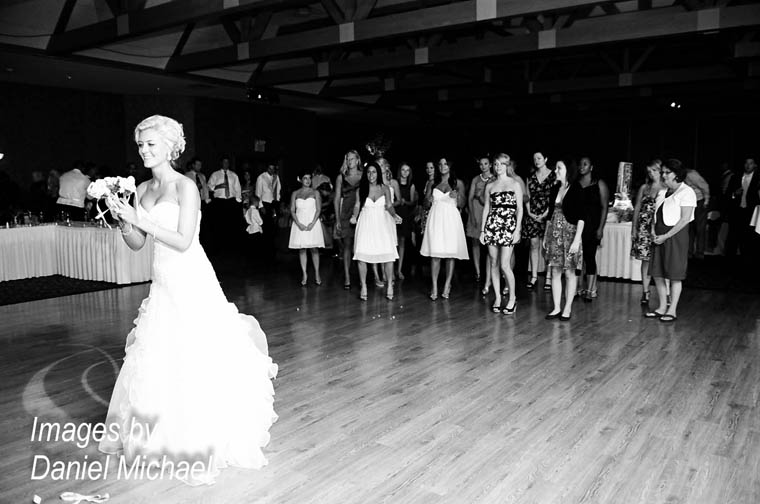 CinciShowcase's tweet photo. The @IncReceptions staff is ready to assist you in making your wedding, rehearsal dinner, or private event  remarkable. Check them out at #CWS Jan 11 and 12, 2020 at @CincySCC!  

Photo Credit @DanielMichael_1 https://t.co/SYfSTeYJTu