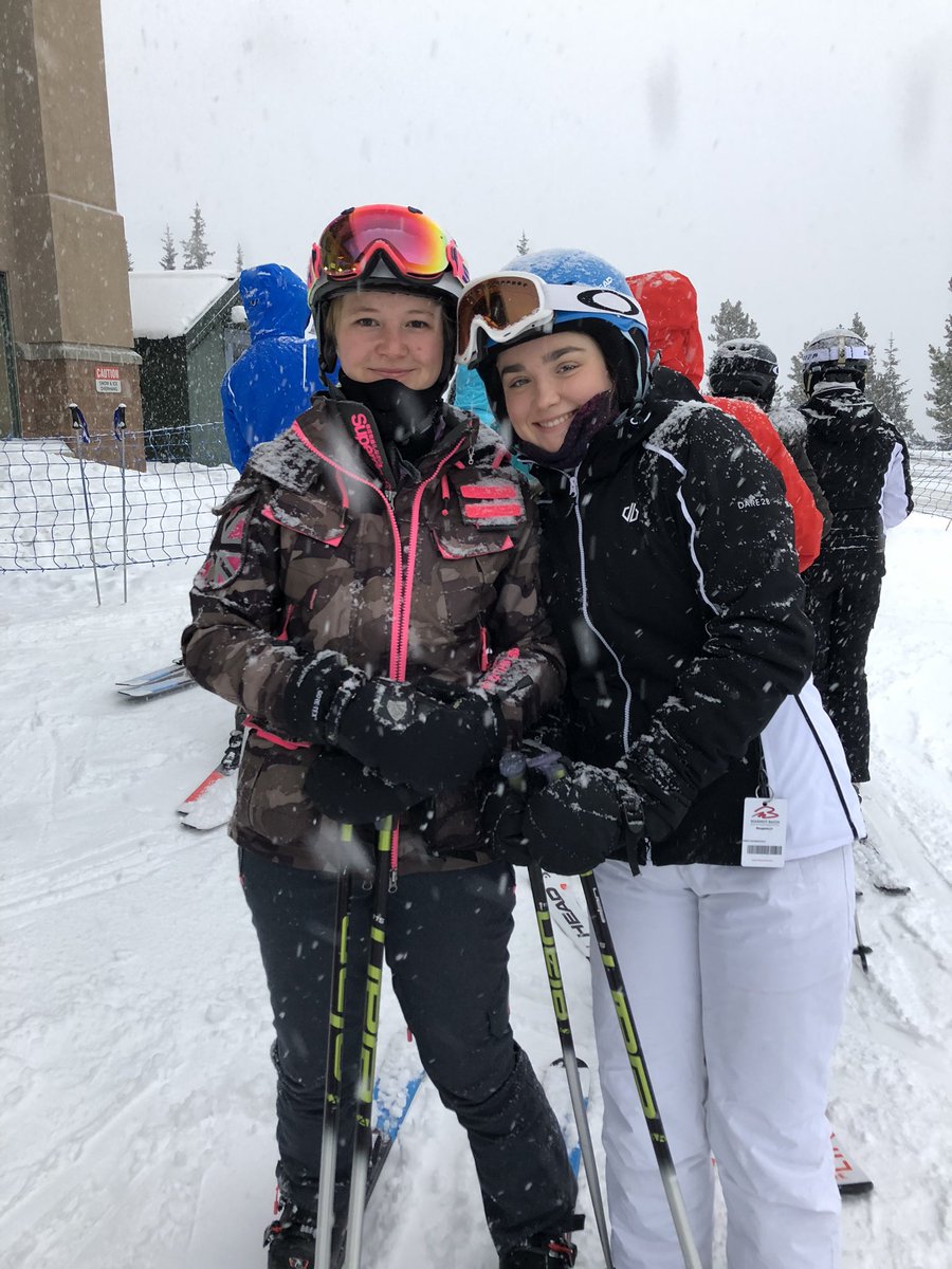 rougemontskiing's tweet photo. Last day... powder day ❄️❄️❄️ https://t.co/MMnm69Ladl