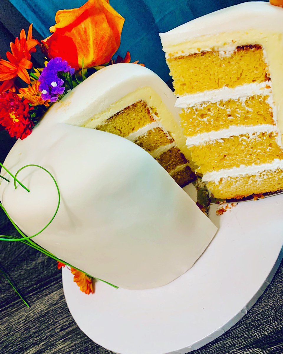 cheftamaraw's tweet photo. #wedding #privatechef #bride #florida #love #cake #pastry https://t.co/6EZjl1HEfO