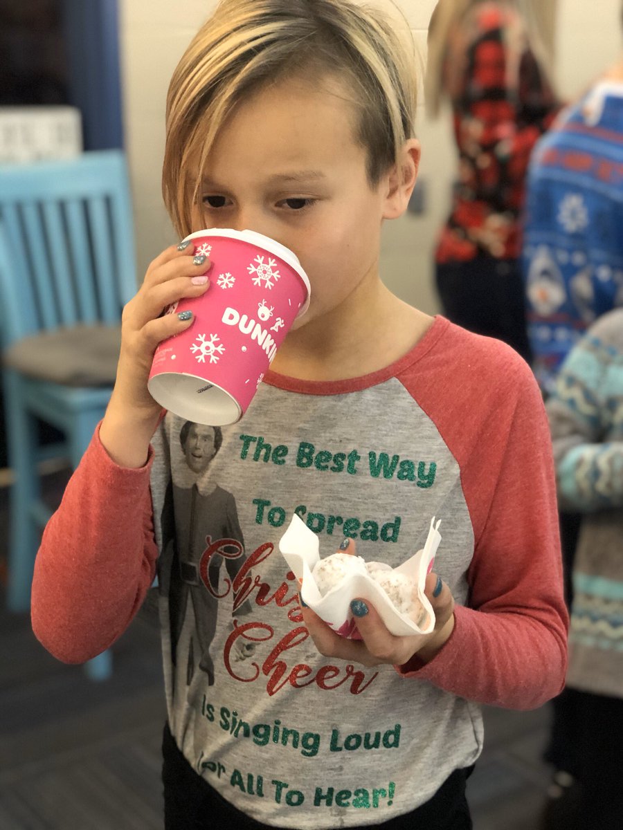 MissWanninger's tweet photo. Wow wow wow thank you so much @dunkindonuts for donating hot chocolate and munchkins for our third graders today! https://t.co/xJ1xaWAgYe