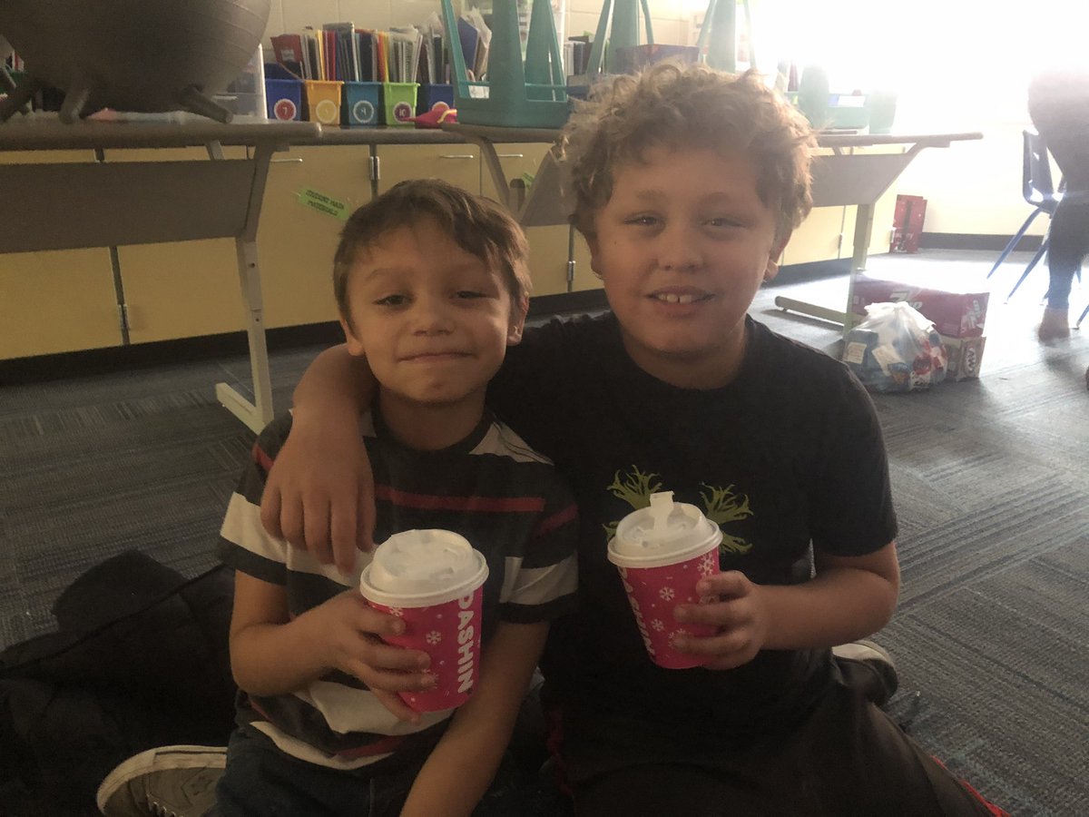 MissWanninger's tweet photo. Wow wow wow thank you so much @dunkindonuts for donating hot chocolate and munchkins for our third graders today! https://t.co/xJ1xaWAgYe