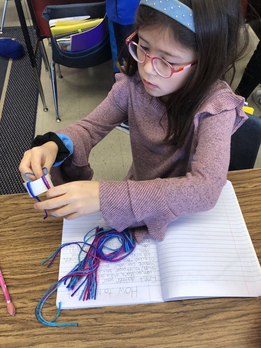 4Baho's tweet photo. Ss has a blast making mini winter hat keychains as part of a sequence text structure lesson. #MahwahConnects ⁦@JKSMahwah⁩ https://t.co/HI2yqD4Vqi