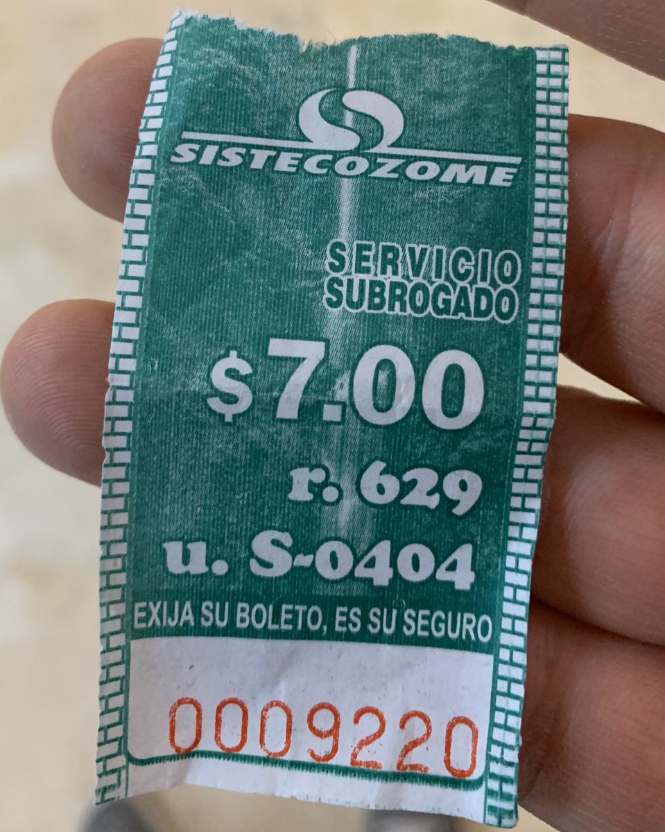 DeyBeaN's tweet photo. @TransporteJal @zona3noticias @Trafico_ZMG @ElTocinoDelDia @PabloLatapi Nuevamente la misma situación sale de su ruta camión 629-2 (5:40pm) a pesar de no haber tráfico, pero esta unidad además estaba marcada como la S-0400 y el boleto tenía unidad S-0404 https://t.co/BKPcEqZxKr