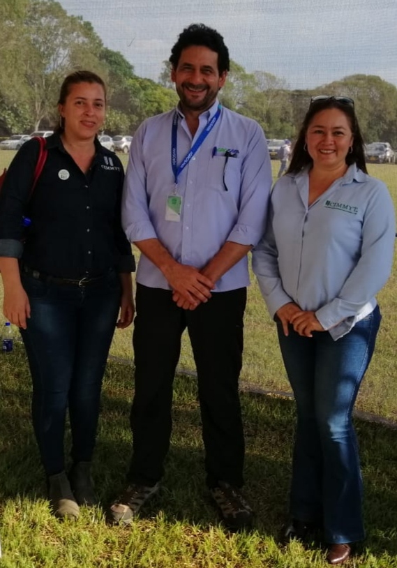 bramaccimmyt's tweet photo. #Hoy @CIMMYT presente en #LanzamientoPlanNacionaldeSemillas. Reiterando el compromiso con la competitividad del maíz colombiano que empieza con semillas de calidad, sustentabilidad, resiliencia e inclusión. #MpCol https://t.co/R3jnY0BxD2
