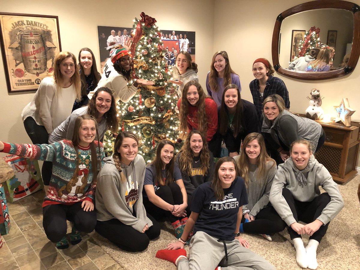 TrineWBB's tweet photo. Celebrating the Holiday season as a team these past couple nights with Ginger bread house building and the annual Christmas party gift exchange ❄️☃️🎁  
Couldn’t get all the houses but here are some of the more “creative” houses #TWBB https://t.co/e62Co9w4Ec