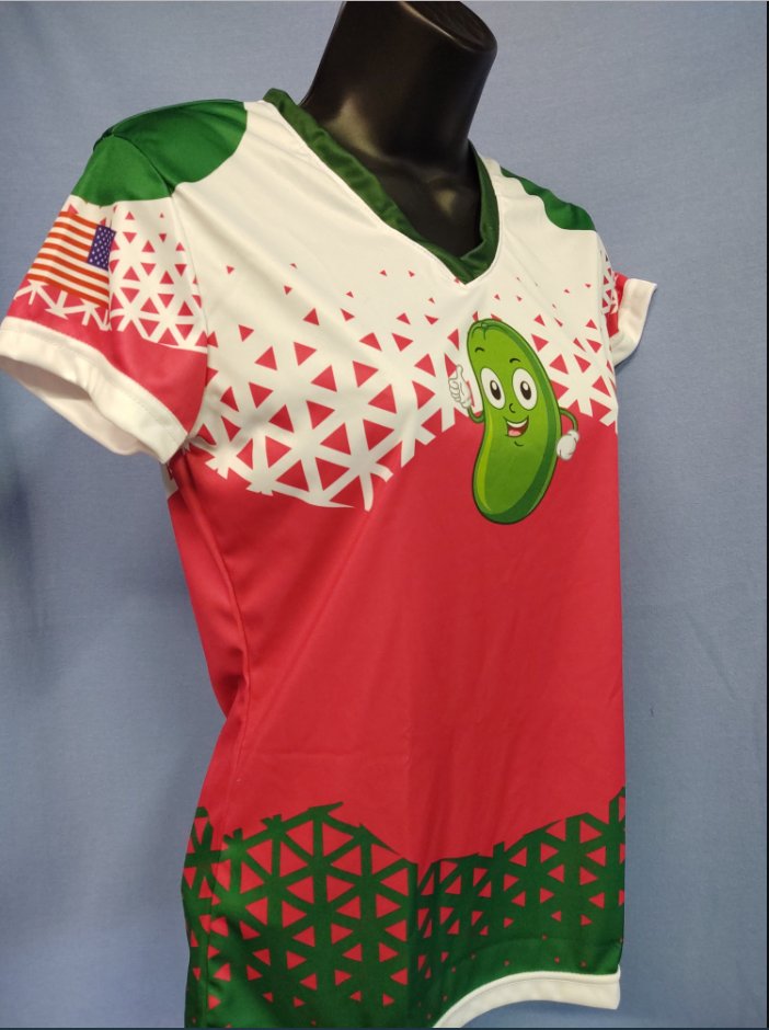 exclaimgg's tweet image. A custom #esportsjersey ready to go for @PicklezMedia . If you want to buy this jersey for yourself, and who wouldn't, you can do so here: gamer.playmakerswanted.com/store/Streamin…