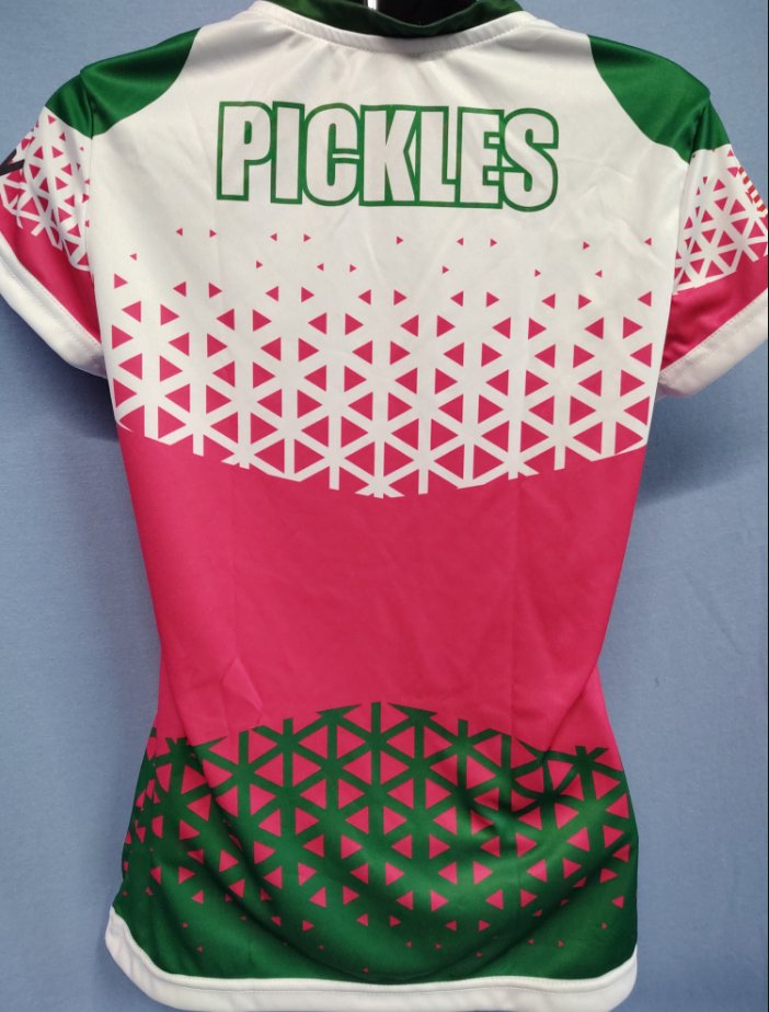 exclaimgg's tweet image. A custom #esportsjersey ready to go for @PicklezMedia . If you want to buy this jersey for yourself, and who wouldn't, you can do so here: gamer.playmakerswanted.com/store/Streamin…