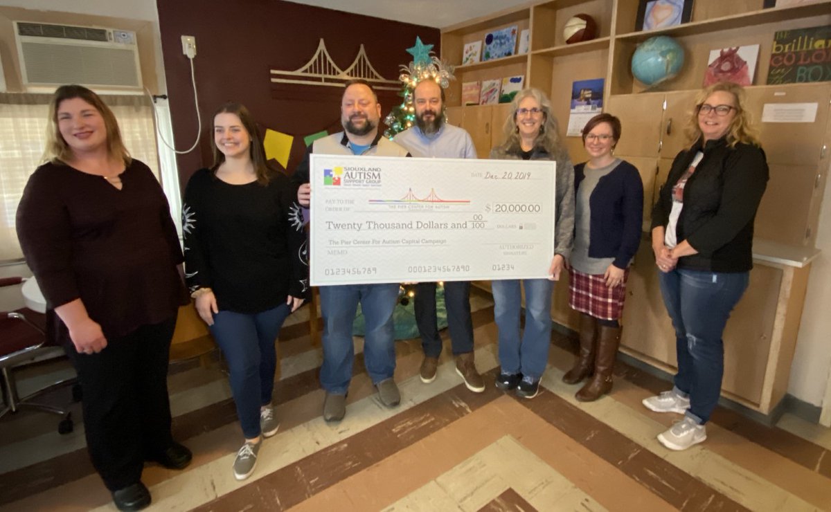 ktivnews's tweet photo. The Pier Center for Autism receives $20,000 donation
https://t.co/tCPdJDuTN5 https://t.co/liRvdhUGwJ