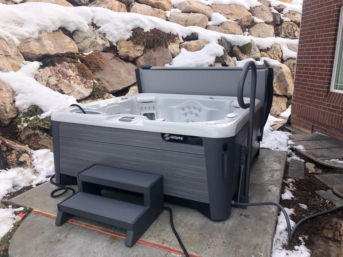 SpringUtah's tweet image. It&apos;s not too late to schedule your hot tub delivery for Christmas. You too could be soaking in the holiday spirit like Darin G. of Pleasant View will be doing.

@HotSpringSpas  #HotTub #Delivery #Christmas #Sale
facebook.com/events/2452608…
