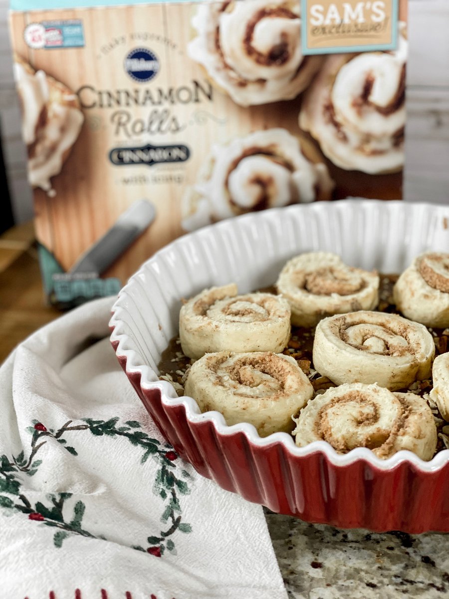FromFamilyBlog's tweet photo. #AD Find all the details for how to make this winter morning breakfast over on the blog! It's so easy to turn Pillsbury Cinnamon Rolls from @SamsClub into delicious Pecan Sticky Buns. https://t.co/Mk0v4OCsi3 #BeAMerryMaker https://t.co/ii6qGQfuvg