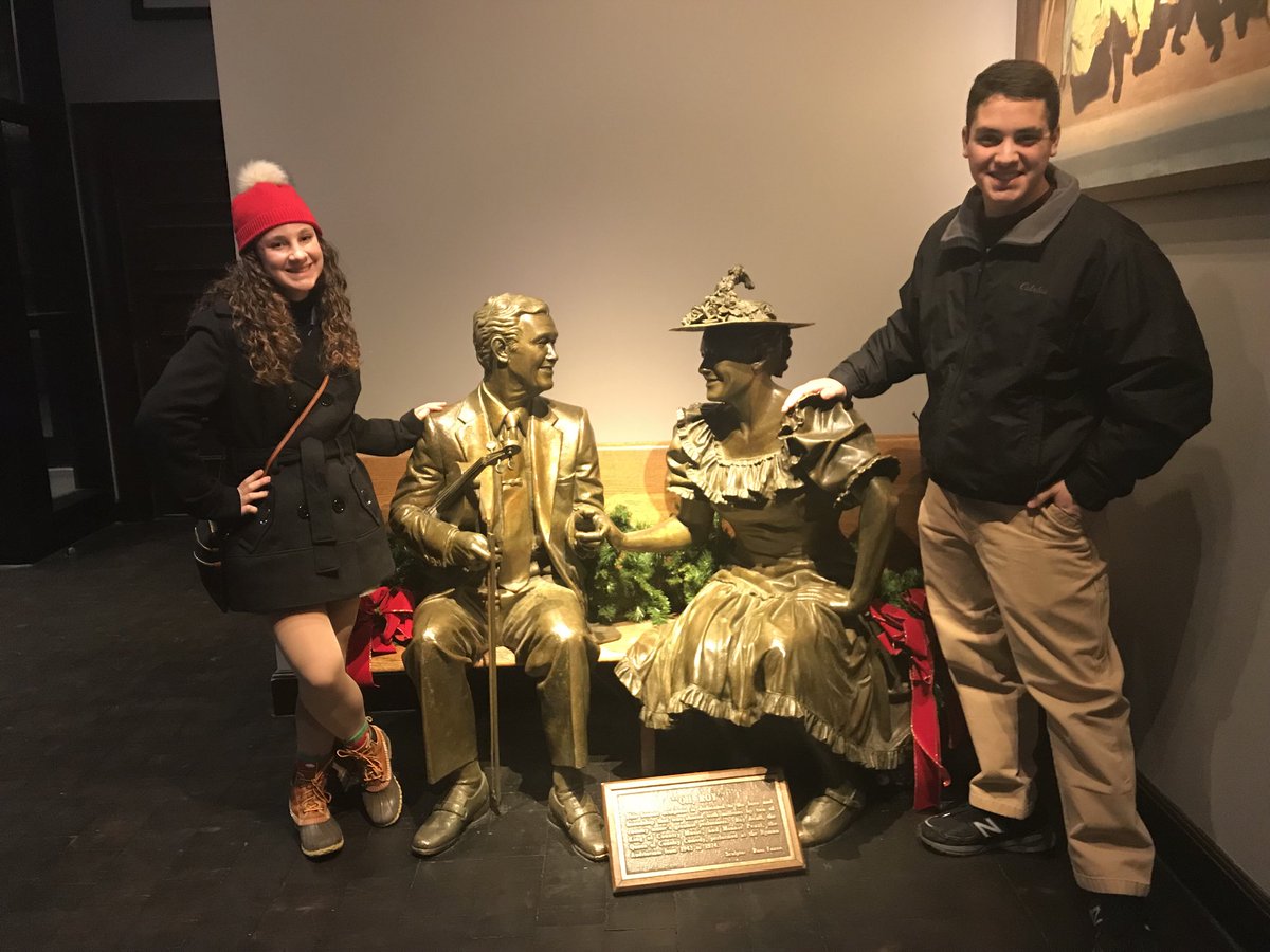 EdMilone's tweet photo. Ready for the Dow!  #Opry https://t.co/OaEMXb5DBX