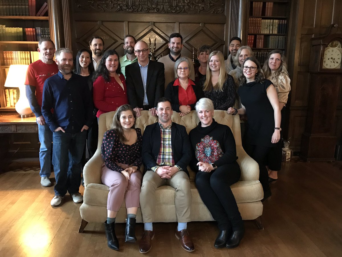 Great family photo from the TD Victoria CBC Holiday Lunch #TightUnit