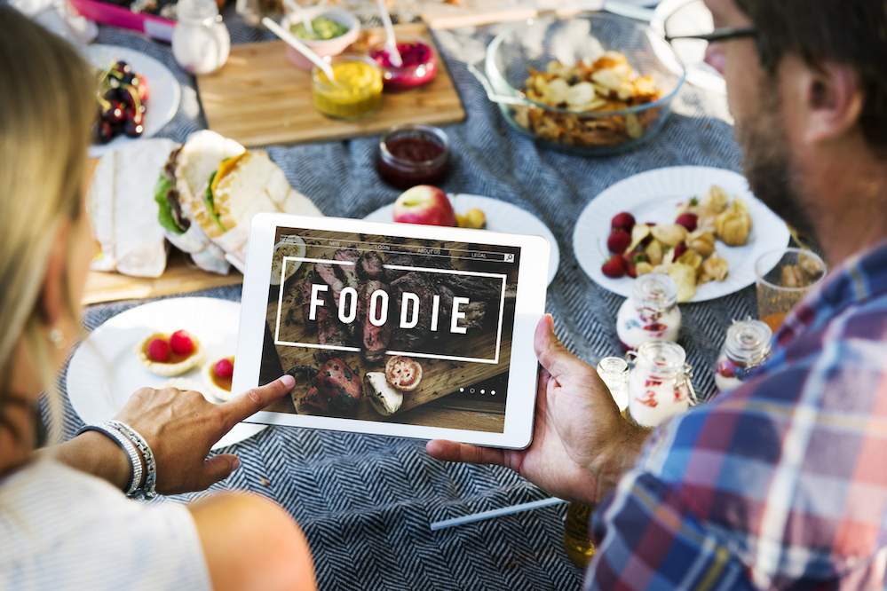 Who needs hiking when you can go on a Sunshine Coast Food Trail!  🍍🥨🍷🧁🥗🧀

Find out how at: monacocaloundra.com.au/sunshine-coast…

#monacocaloundra #MonacoResort #sunshinecoast #caloundra #visitsunshinecoast #thisisqueensland #seeaustralia