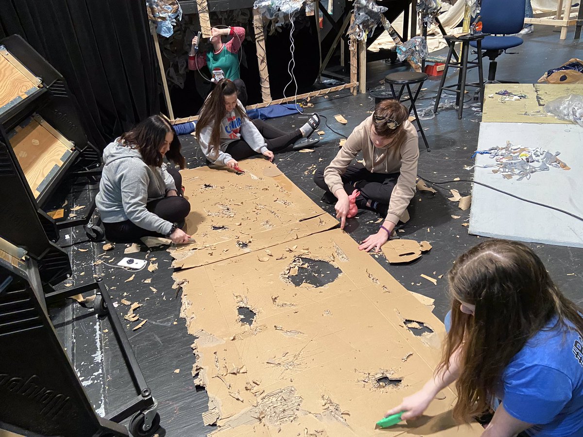 Director_D_WEHS's tweet photo. @WEHS_Raiders  @backstagebekka @Wylie_Fine_Arts @DavidVinsonWISD kids hard at work after everyone else has gone home!  What dedication- what creativity!  100% sustainable set! https://t.co/cLrctCTXgq