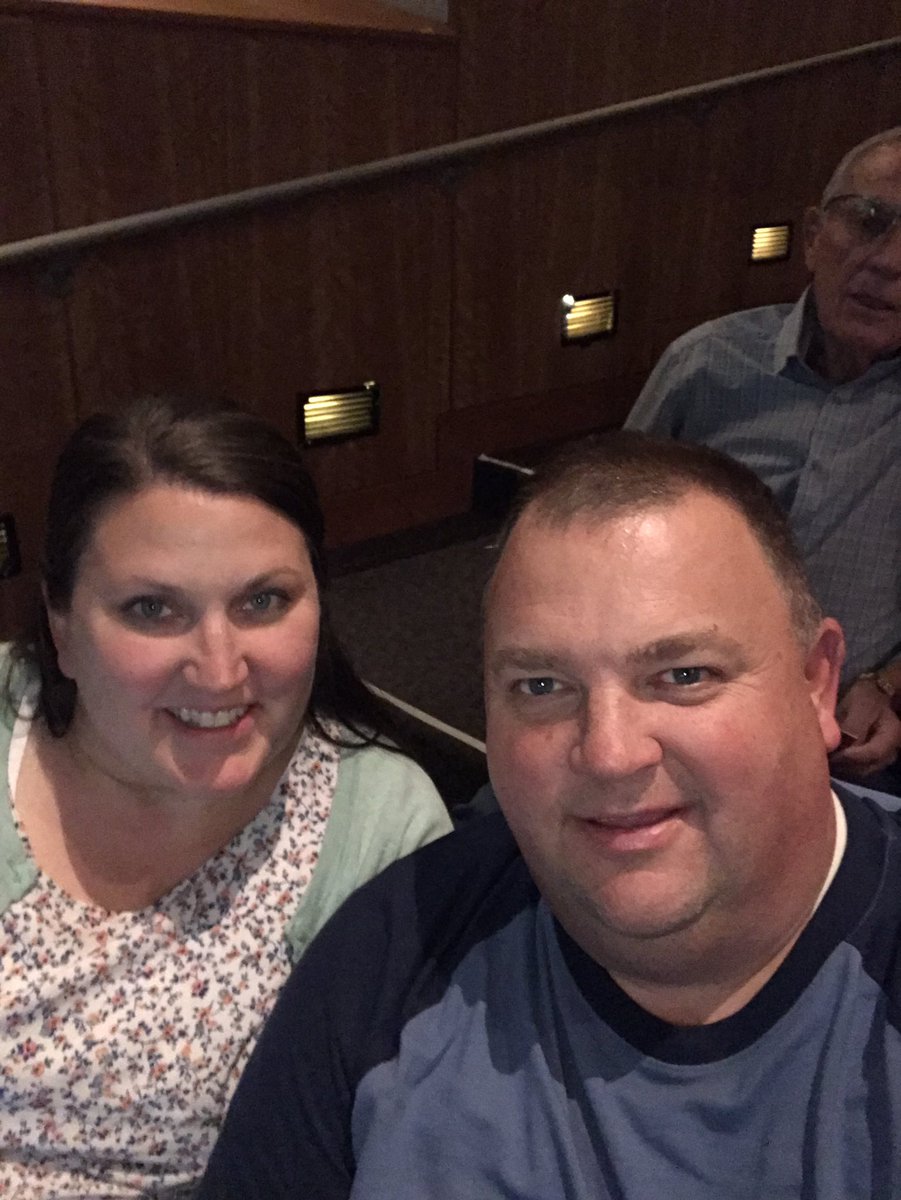 gregparsons44's tweet photo. Date night with my beautiful wife! #jumpingturtle @hankrsmith https://t.co/KGrpxZ3lKA