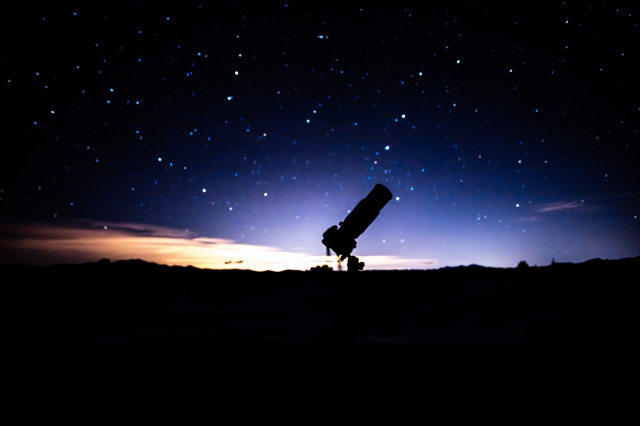 Stargaze_Hi's tweet photo. Still don't know what to get your loved one for Christmas? How about a star gazing date with us? https://t.co/pPyBLzeoMD