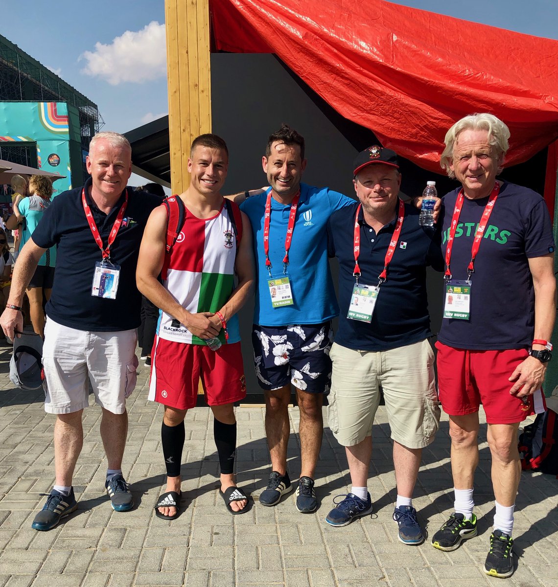 Dallen_Stanford's tweet photo. The @RamblinJesters featured heavily at the @Dubai7s on @WorldRugby7s & Invitational Tournament!
They never go to bed angry 🤹♂️🎪
#JestersMagic #Dubai7s https://t.co/3GPvv0cd6H