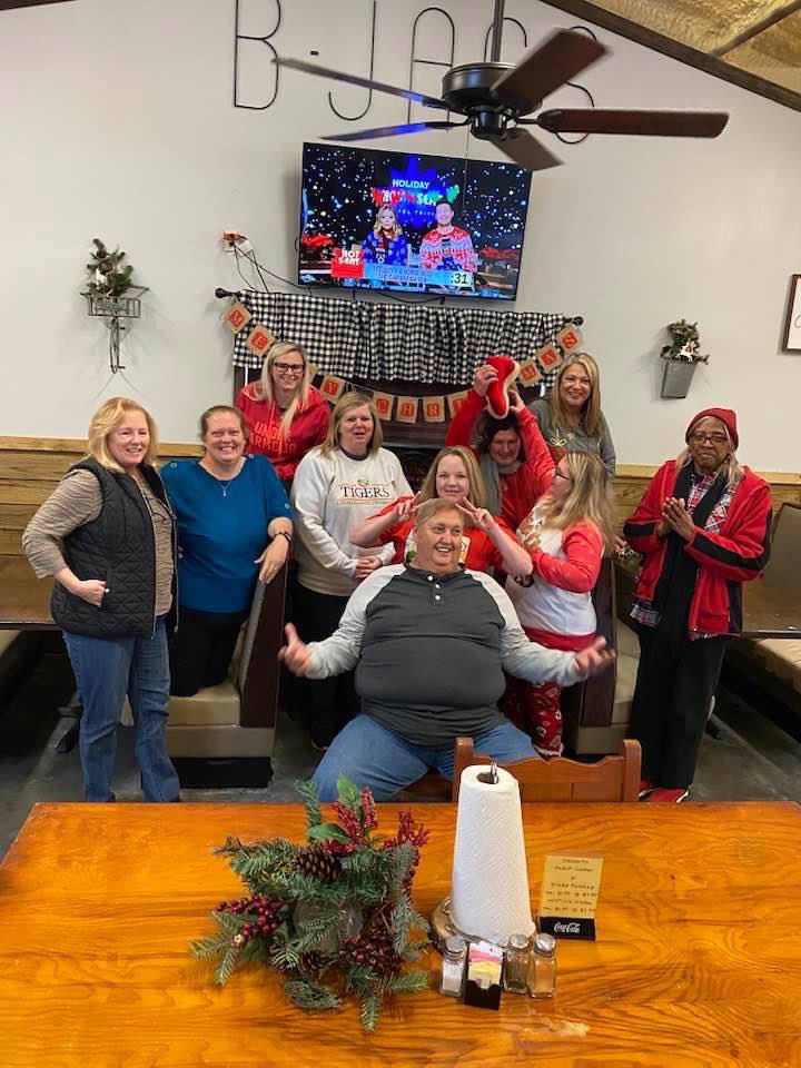 lppstranspdept's tweet photo. Springfield/Maurepas bus drivers Christmas breakfast! Merry Christmas! https://t.co/8Sfr4WmDhq