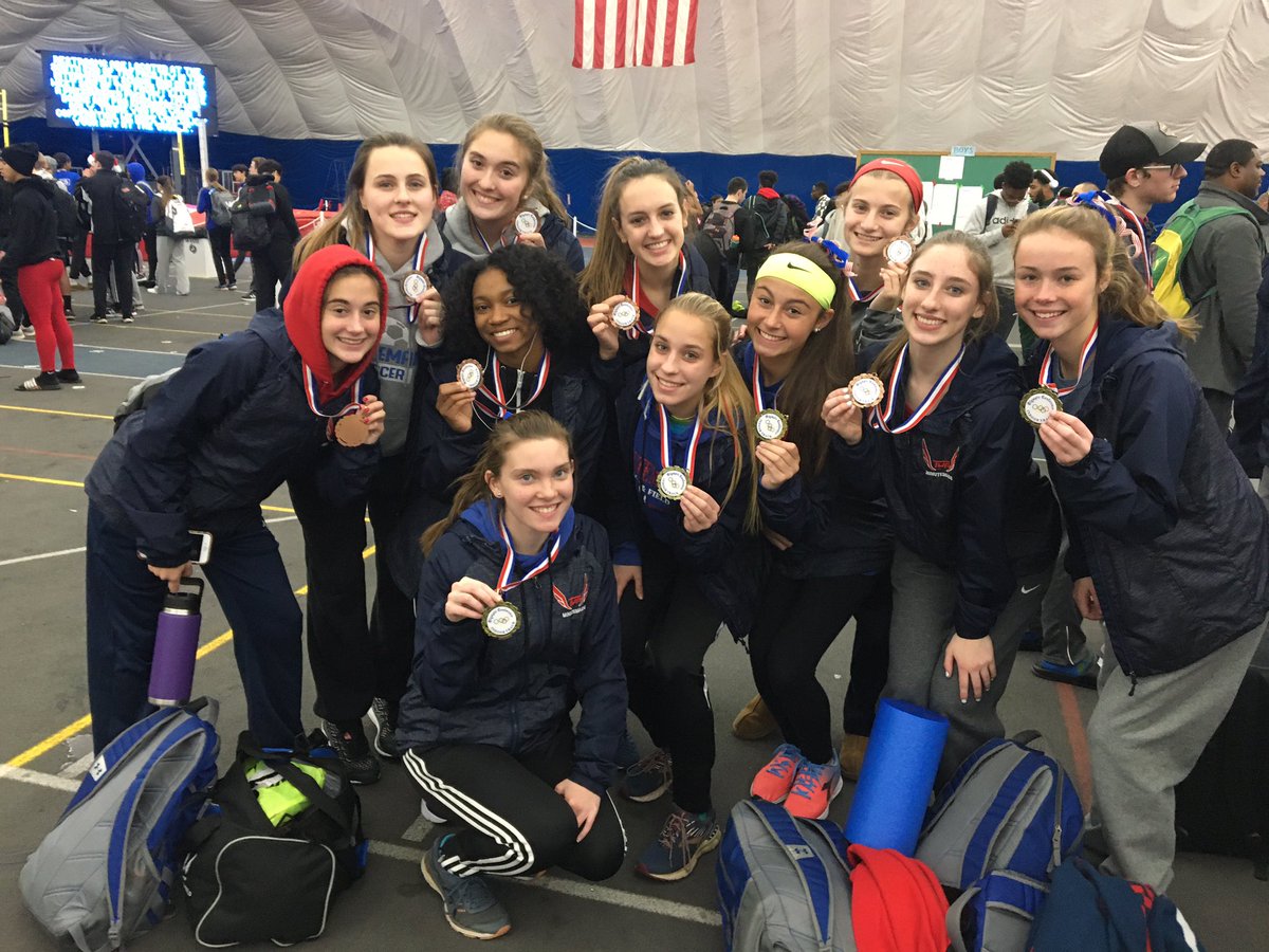 CoachWilliamsWT's tweet photo. The Maids had a stellar debut to the start of the season with many career PRs and 12 medals! Congrats on all your hard work ❤️💙 #MaidToConquer #runwithpride #brightfuture https://t.co/LsEVsX6OqG
