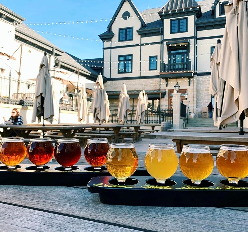 BestOfFBGTX's tweet photo. Alstadt Brewery just a few miles east of Fredericksburg, Texas is this amazing!
#fredericksburgtx #wineroad290 #brewery #german
📸 Caros H. https://t.co/AOLirI07gi