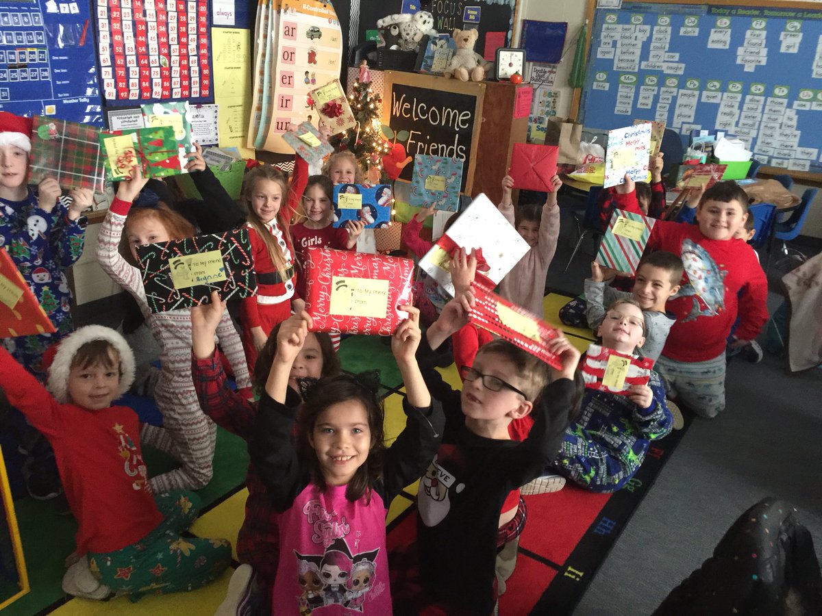 NS_Grade2's tweet photo. Holiday book exchange in Mrs.Murabito’s class https://t.co/FU1mVWrm0Q
