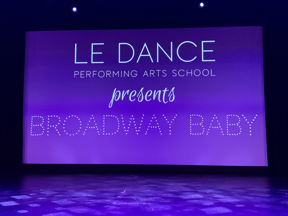 richarddolanADL's tweet photo. That great day when your daughter’s ballet school present some @barrymanilow #ledance #ldpas #dancinfool @GarryKief https://t.co/5Gocce3AYU