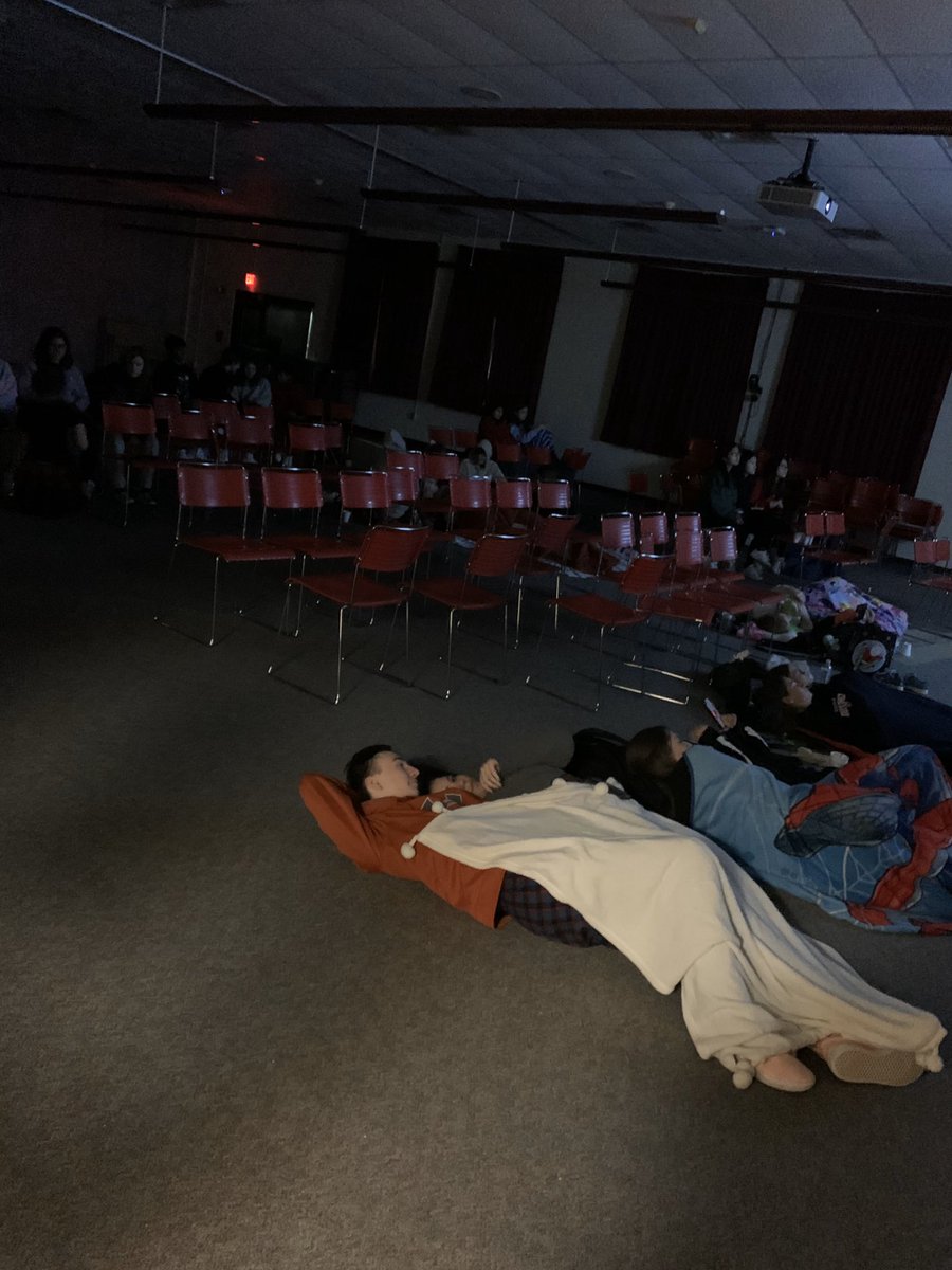 Ghsstudentgov1's tweet photo. Movie night = SUCCESS 
Thank you to all that made it! https://t.co/mwbDdrioJx
