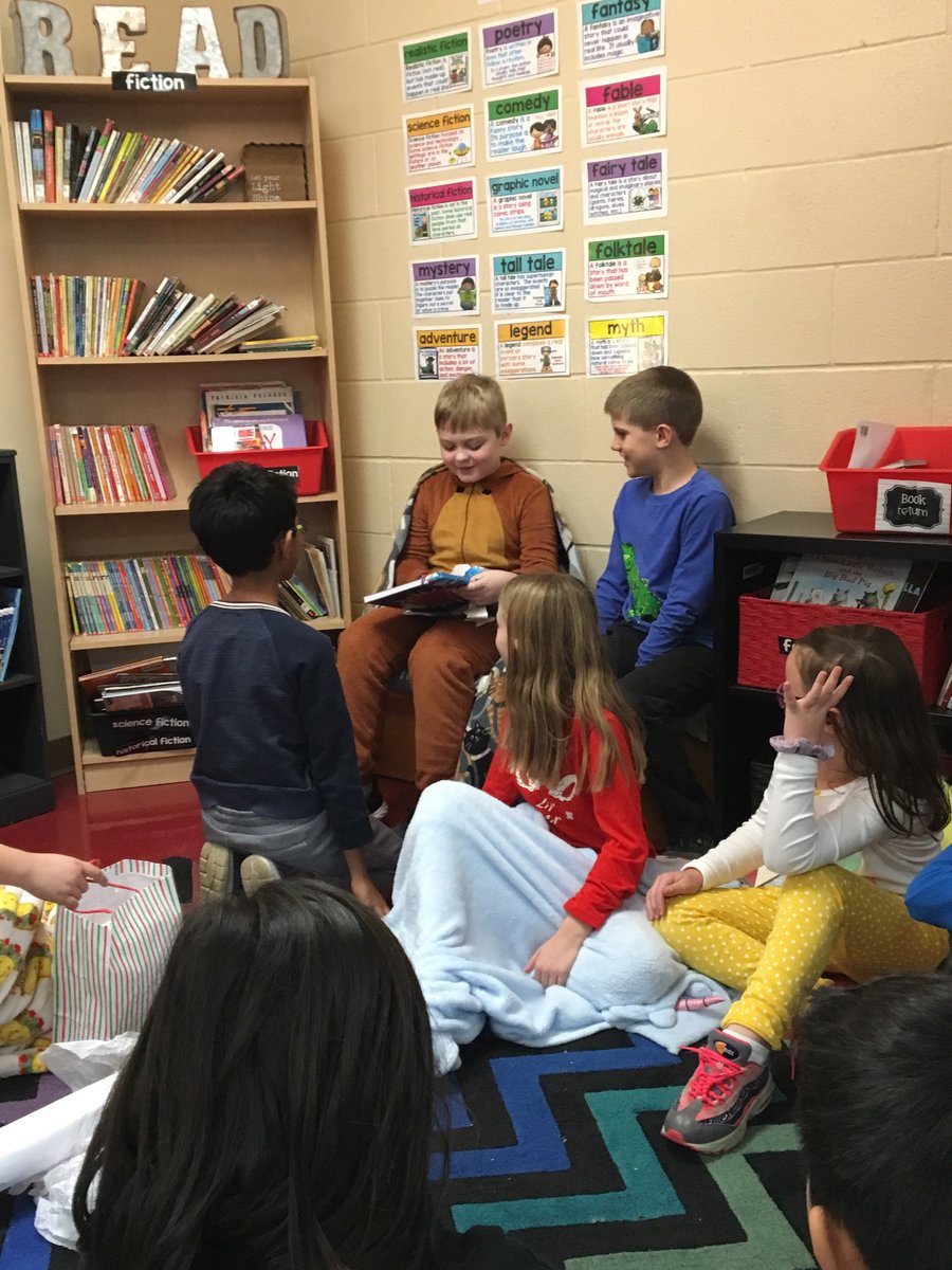 Union4thgrade's tweet photo. This is what happens when the kids come to you with the idea of a class gift exchange! They were so excited and proud to GIVE and receive their gifts. @LakotaUnionElem https://t.co/mtDuFz8v2u