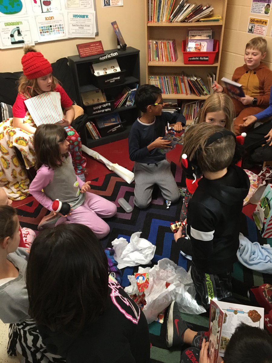 Union4thgrade's tweet photo. This is what happens when the kids come to you with the idea of a class gift exchange! They were so excited and proud to GIVE and receive their gifts. @LakotaUnionElem https://t.co/mtDuFz8v2u