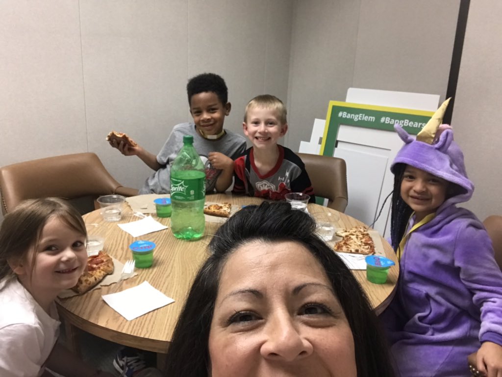 Michelle Chatagnier tweet media