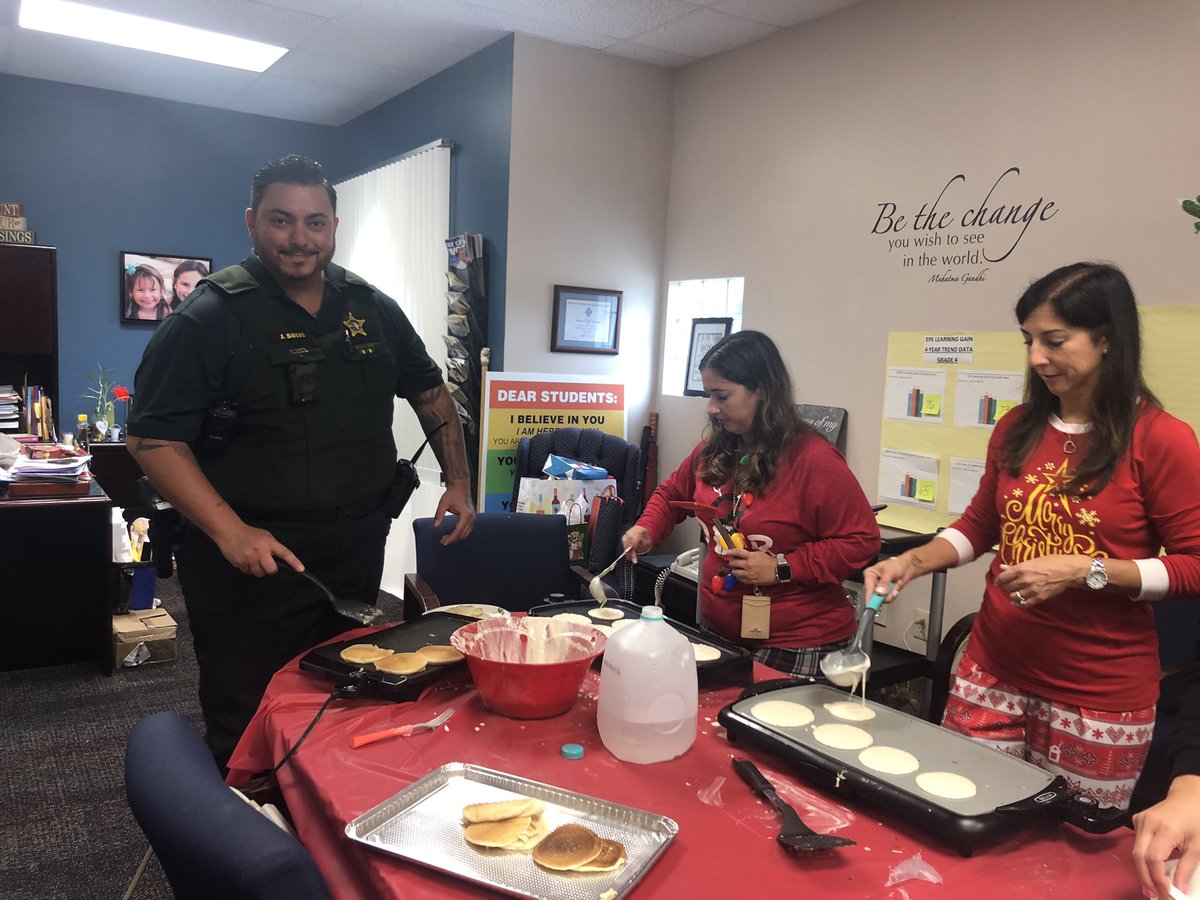 mgem17's tweet photo. Pancakes and Pajamas Day was a huge hit. 😋 https://t.co/7sef3Py9FY