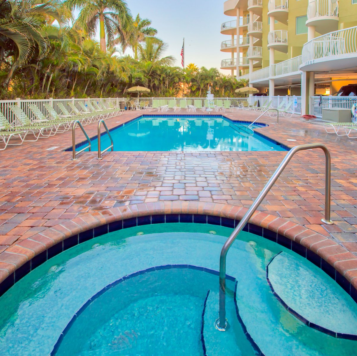 Crystal Palms Resort tweet media