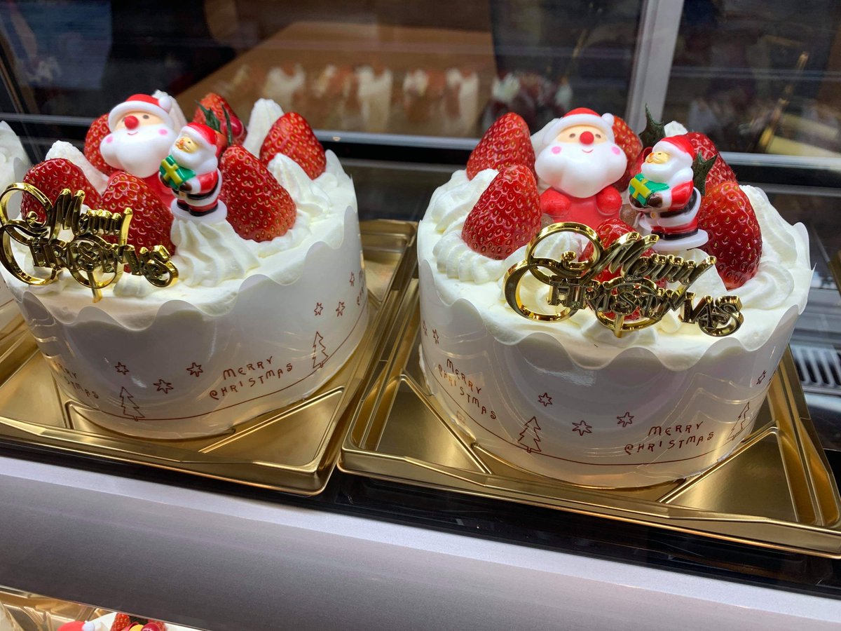 アルパジョン 宮城県 本日より仙台駅にてクリスマスケーキ販売開始 生クリーム4号 5号 生チョコ4号 5号の4種類 お値段は各3024円 3780円となっております アルパジョン 仙台駅 クリスマスケーキ クリスマス